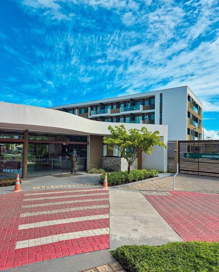 Mana Experience - Flat Com 2 Quartos Sendo Uma 2 Vagas De Garagem -muro Alto A 300 Metros Da -com Vista A Piscina E Mar Apartment